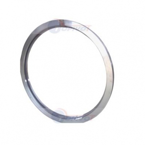 Hollow ring